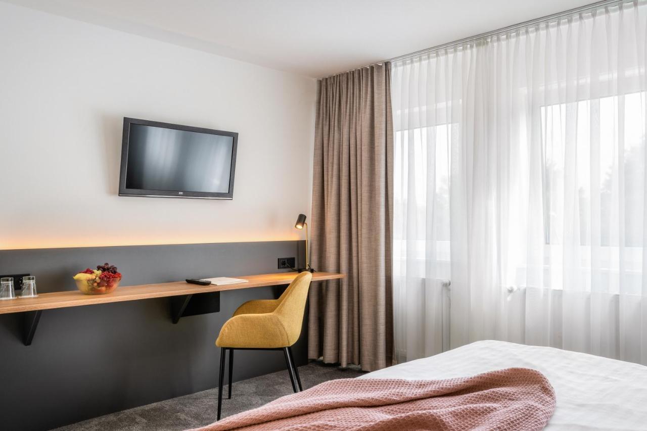 Hotel Bad Minden Bagian luar foto