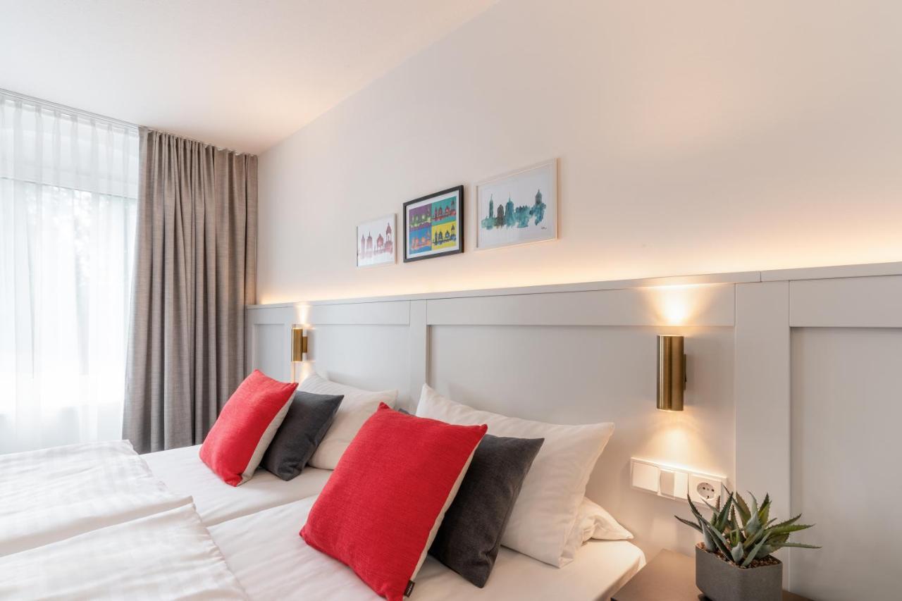 Hotel Bad Minden Bagian luar foto