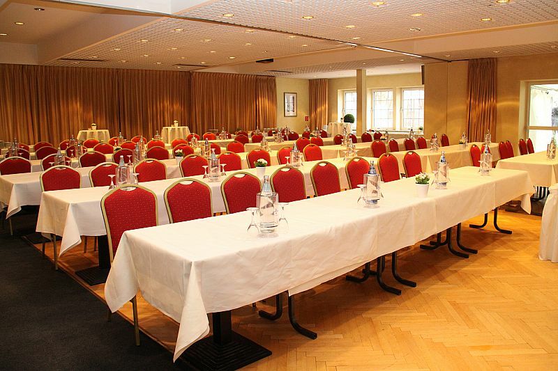 Hotel Bad Minden Bagian luar foto